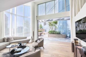 Parq Villa with Patio